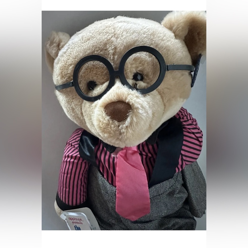 Bear with suit and glasses